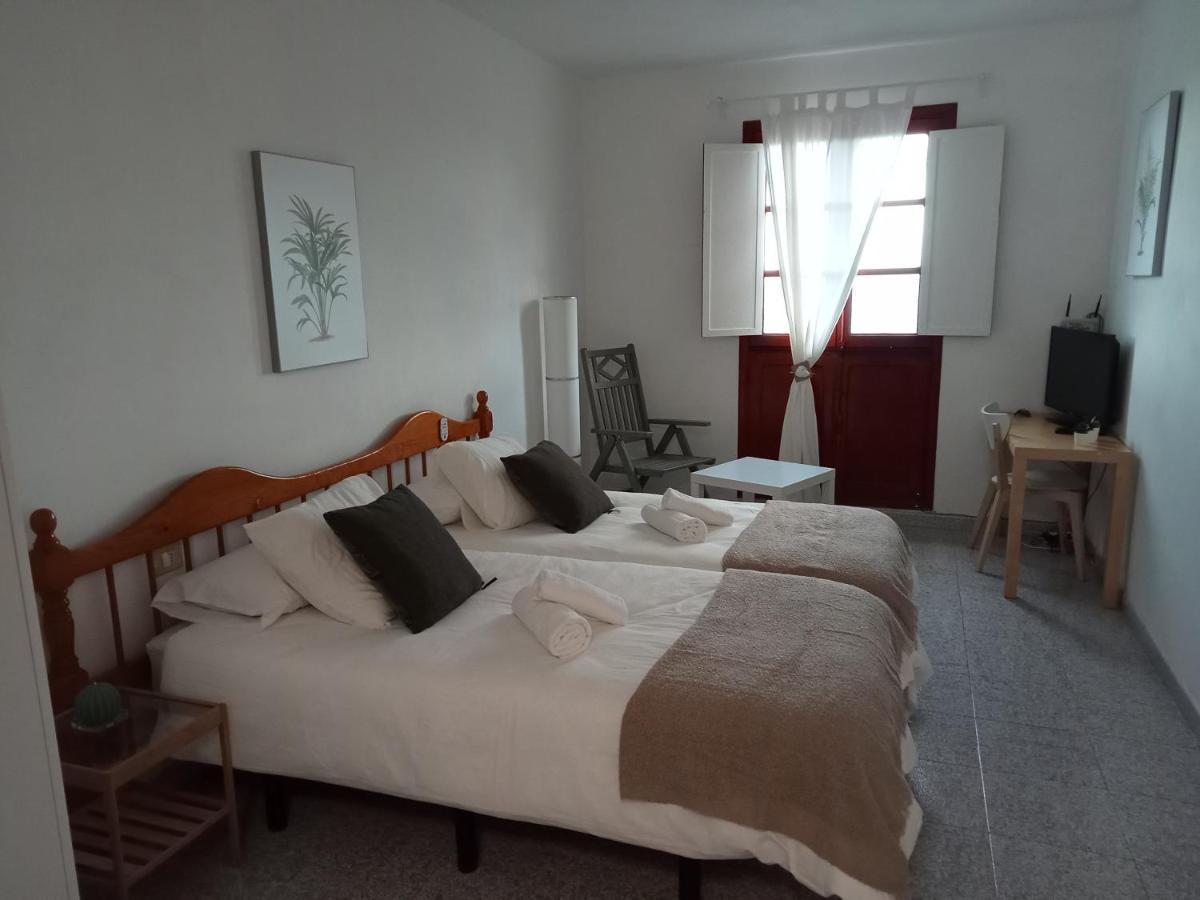 Apartamentos Playa Ермигуа Екстериор снимка